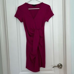 Pink dress with leg slit, size small, in great condition